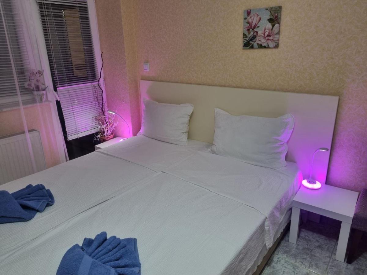 Iris Opera Center Apartment Русе Екстериор снимка