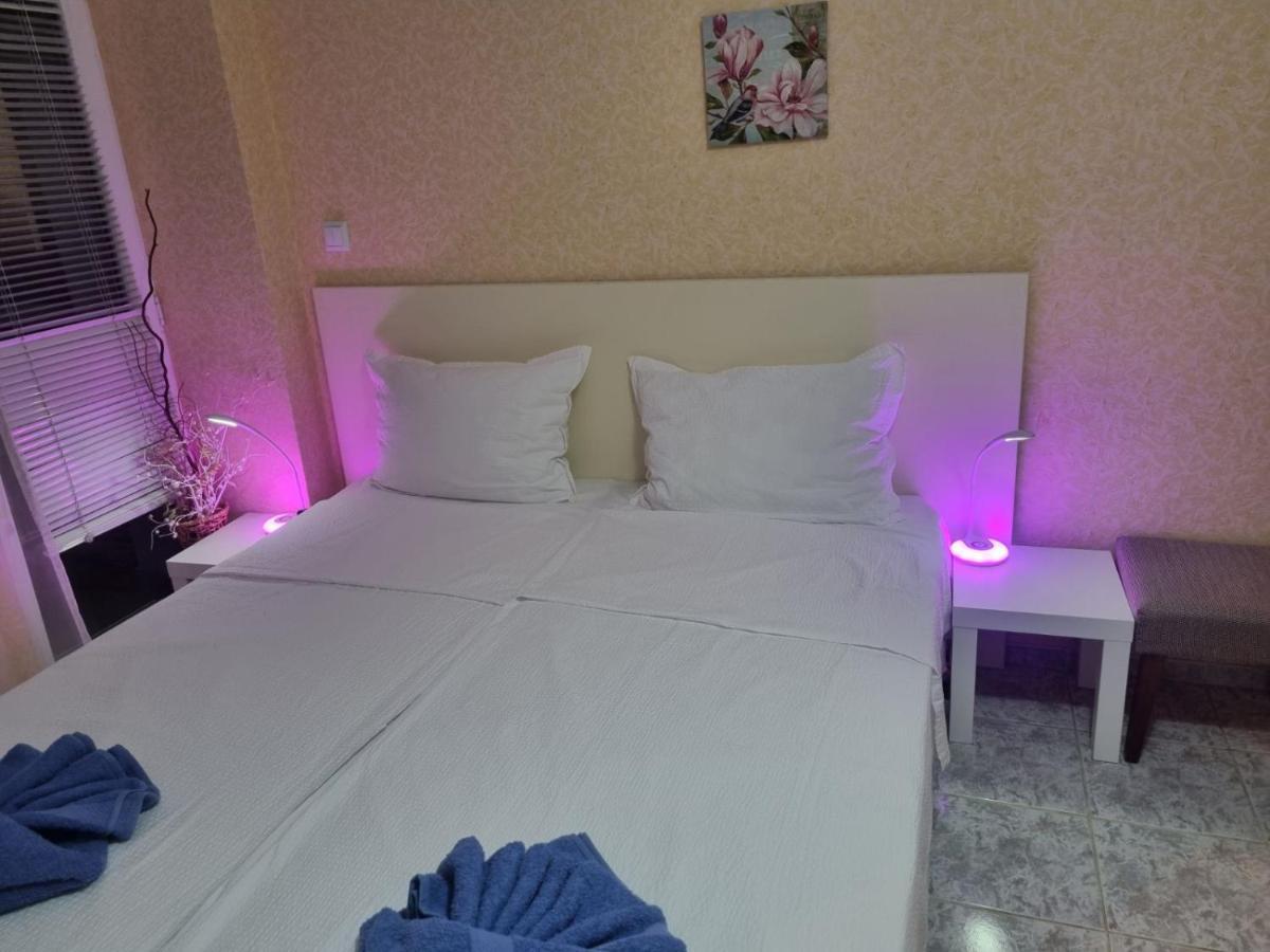 Iris Opera Center Apartment Русе Екстериор снимка